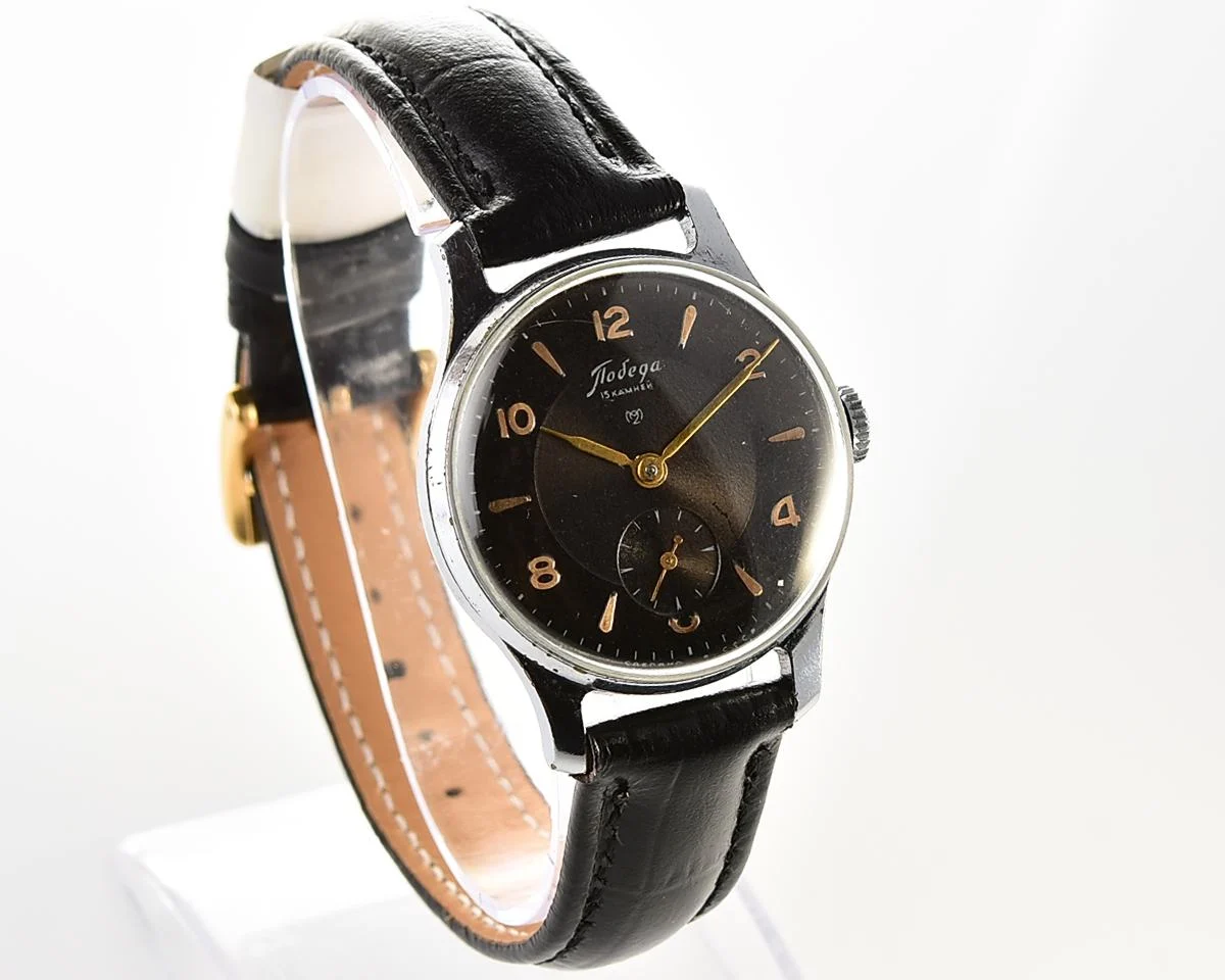 Vintage Soviet mechanical Pobeda watch, 2MChZ from the 4th quarter 1954!
