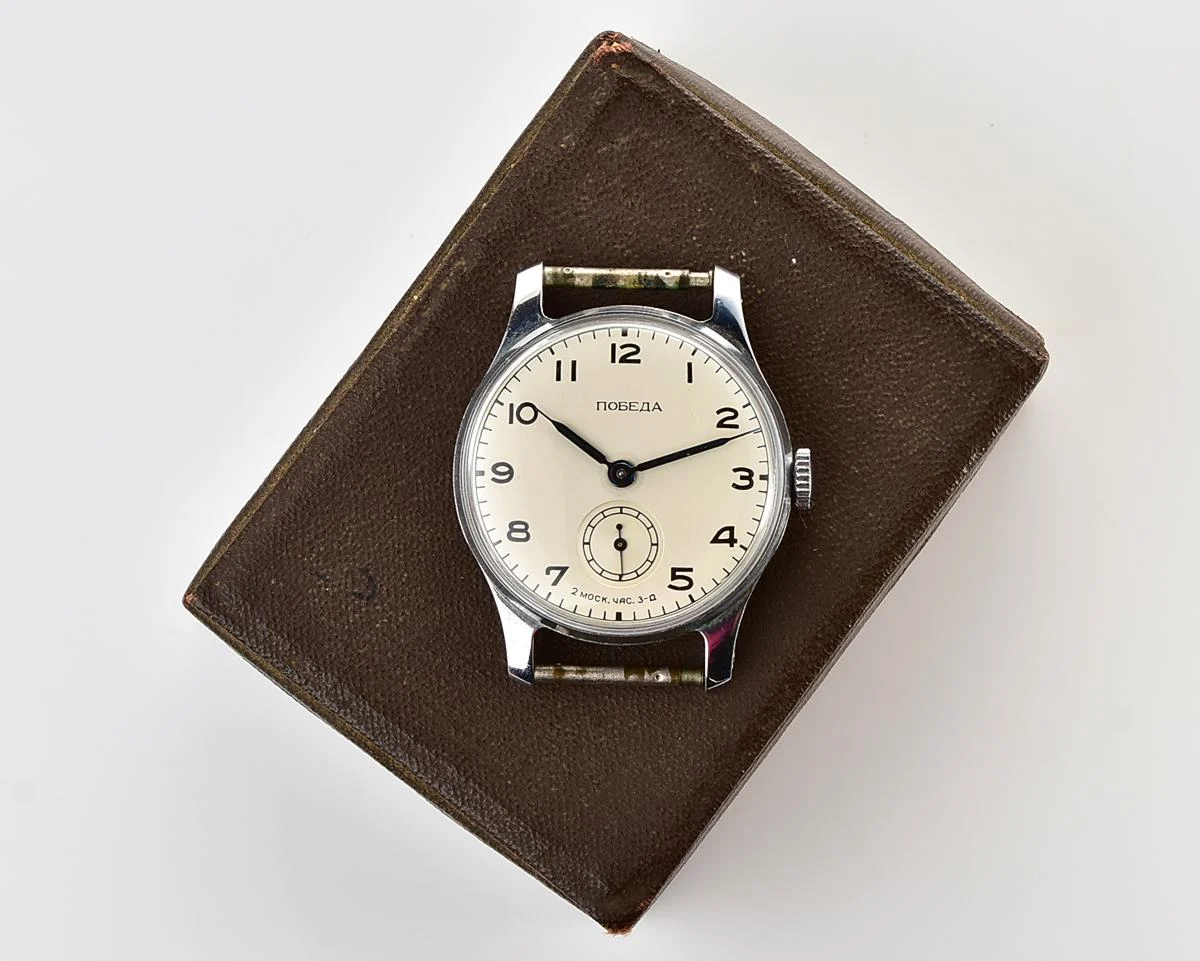 Excellent Soviet Pobeda from 1955 + exquisite Sturmanskie compass leather strap!