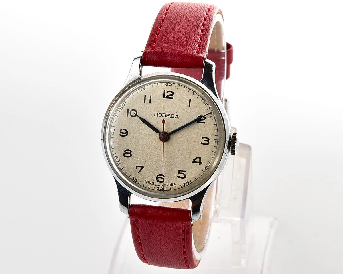 Vintage Soviet Pobeda watch with central second hand, 1MChZ, from the 1950s