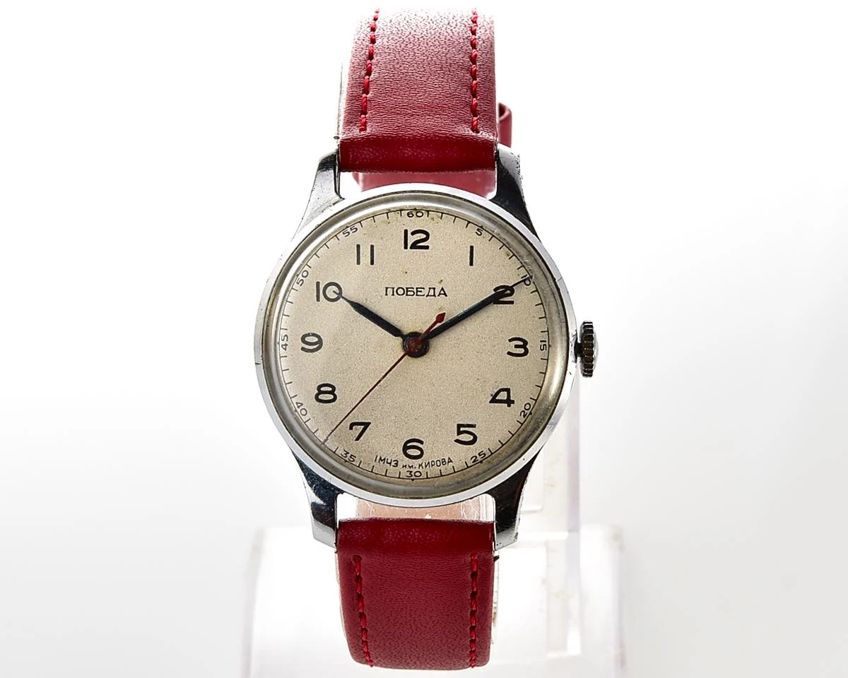 Vintage Soviet Pobeda watch with central second hand, 1MChZ, from the 1950s