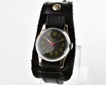 ZiM Soviet mechanical watch with central seconds hand