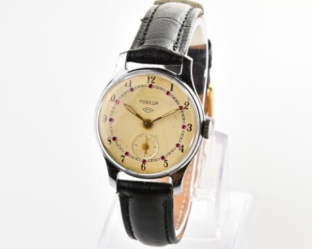 Vintage soviet mechanical POBEDA wrist watch, with ruby jewels on the dial!