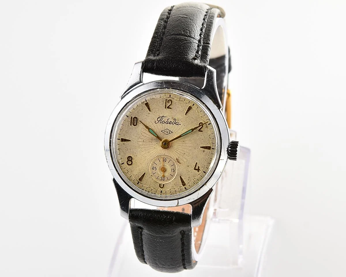 Vintage Soviet mechanical Pobeda wristwatch, PChZ