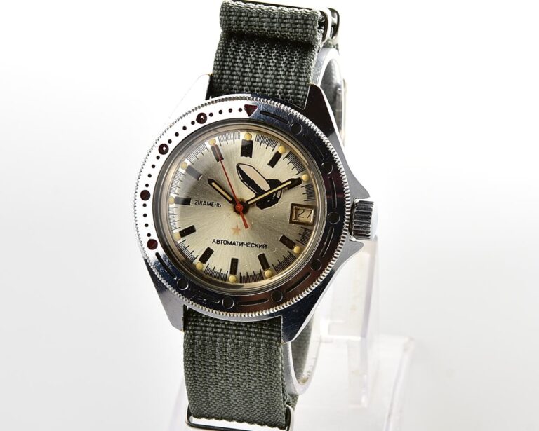 Vostok Komandirskie Voskhod with automatic self winding movement