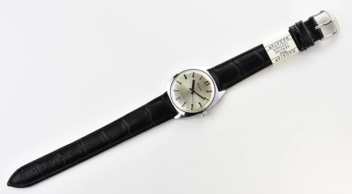 Vintage Soviet Raketa mechanical watch