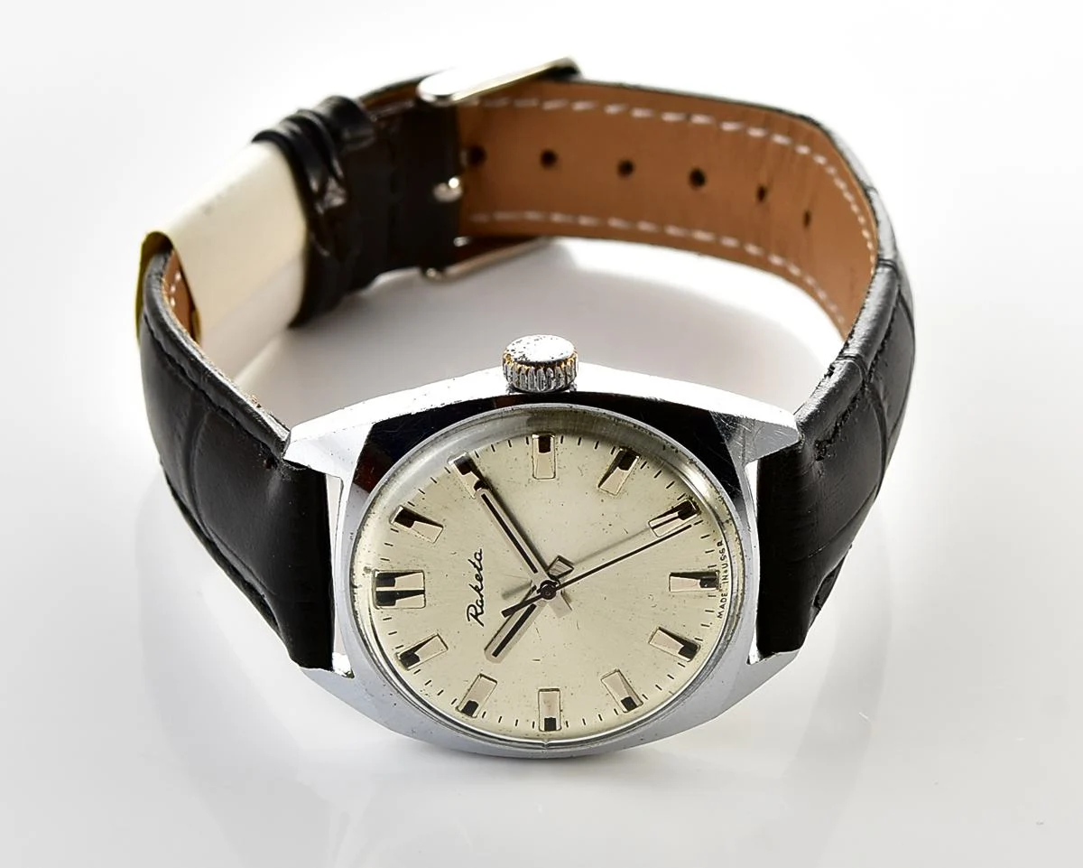 Vintage Soviet Raketa mechanical watch