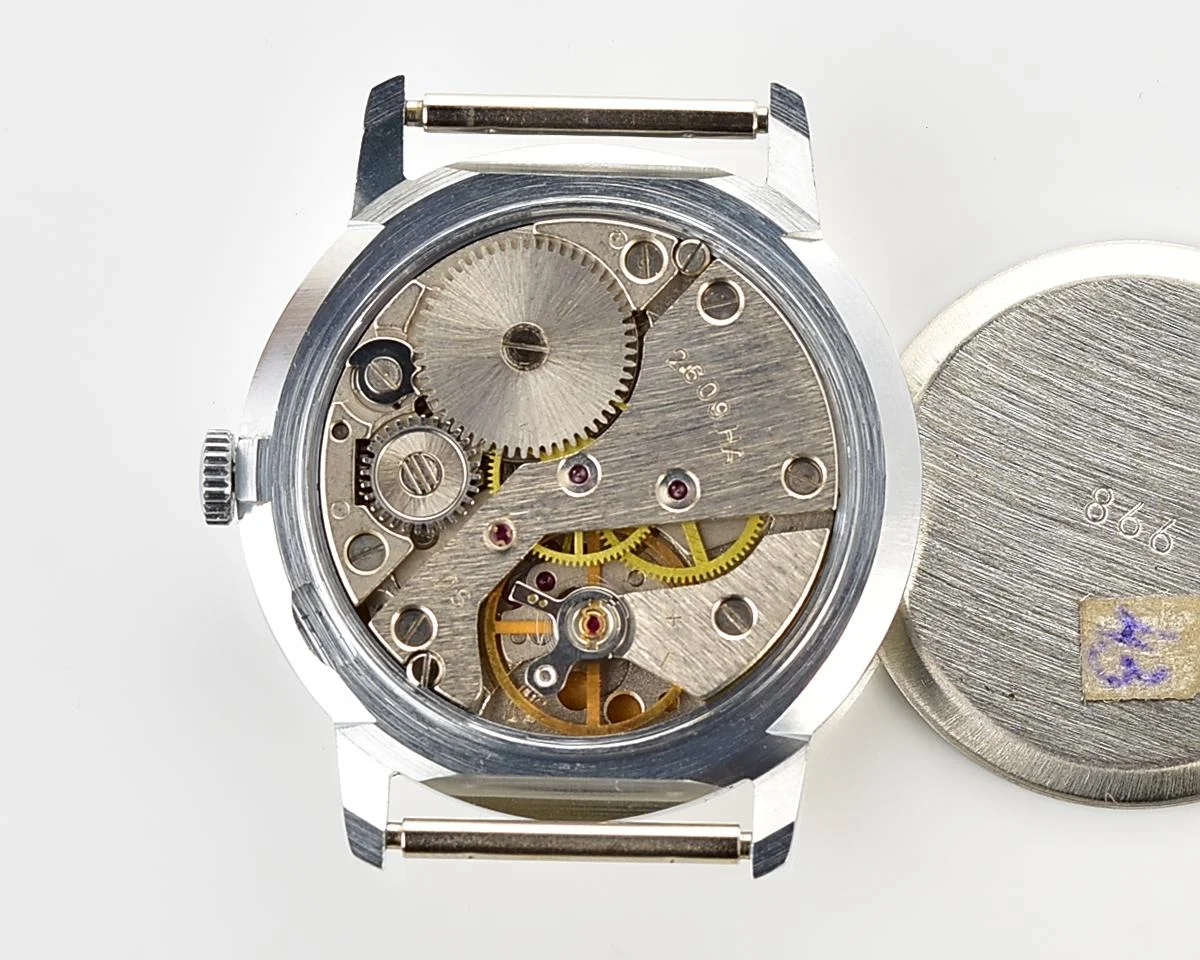TIME CAPSULE: Vintage Soviet Raketa watch, New Old Stock (NOS)!