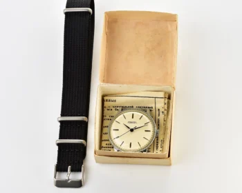 TIME CAPSULE: Vintage Soviet Raketa watch, New Old Stock (NOS)!