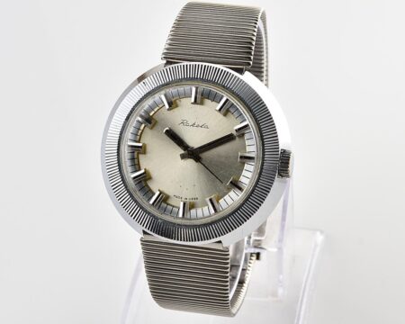 Vintage soviet RAKETA mechanical watch with double calendar