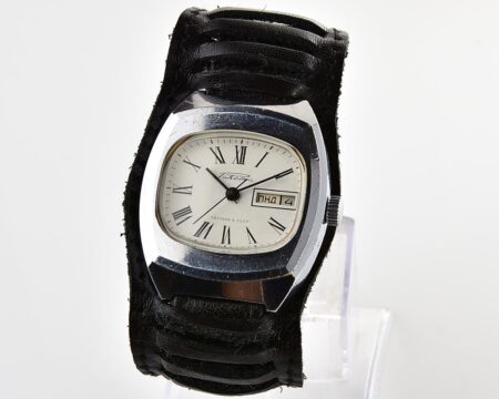 RAKETA vintage mechanical wrist watch with double calendar