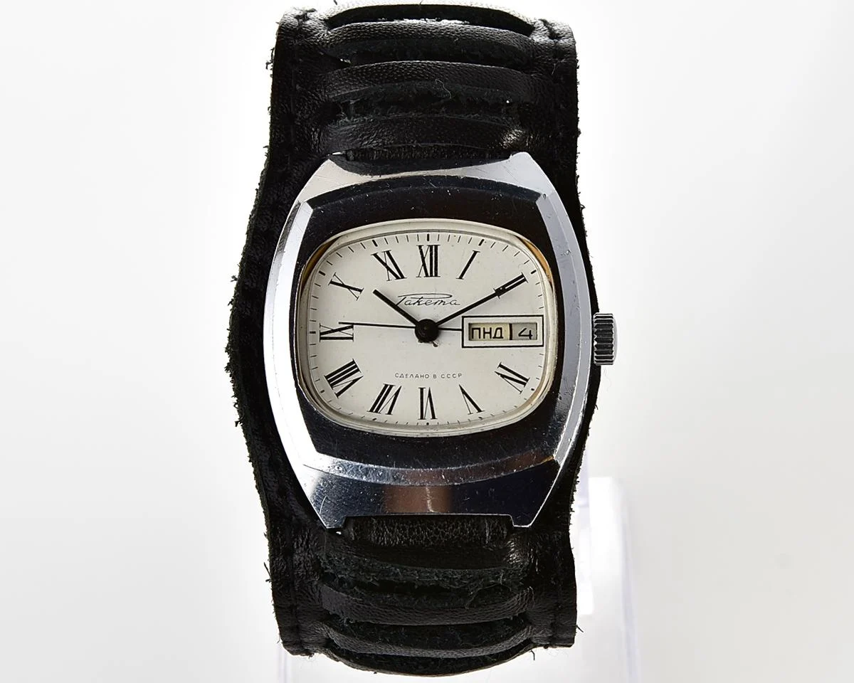 Raketa vintage mechanical wrist watch with double calendar