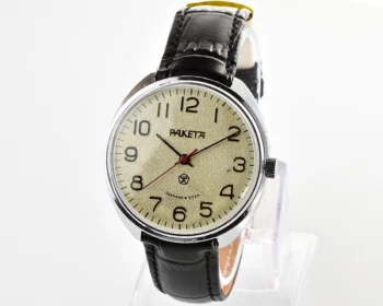 Large vintage Raketa mechanical watch