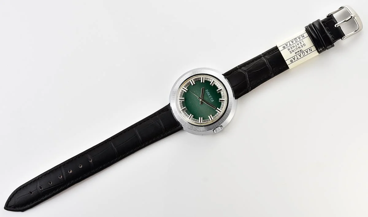Vintage Soviet Raketa mechanical watch