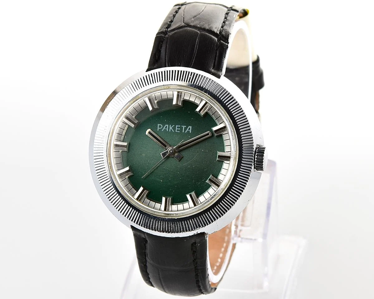 Vintage Soviet Raketa mechanical watch