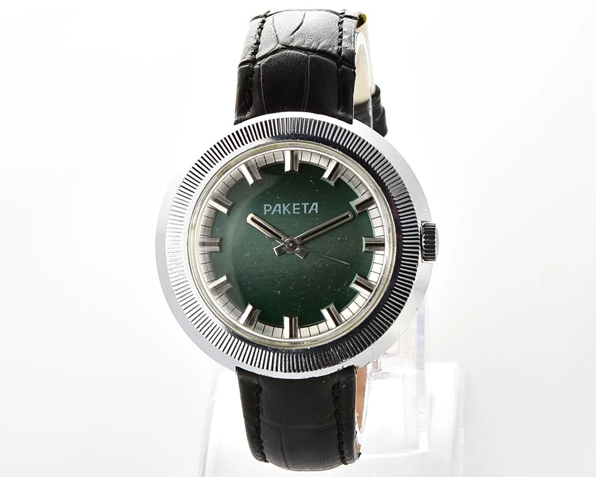 Vintage Soviet Raketa mechanical watch