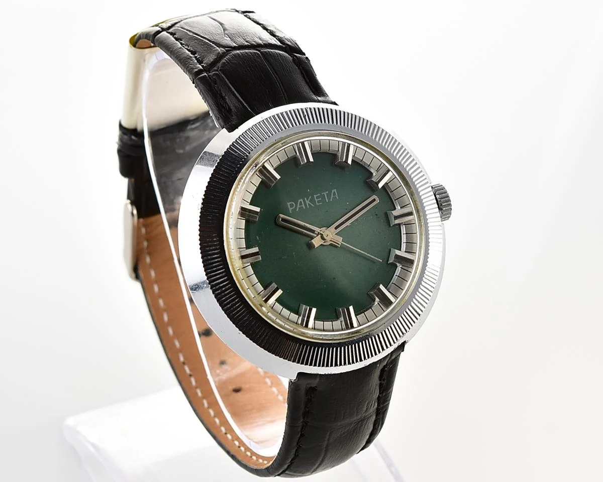 Vintage Soviet Raketa mechanical watch
