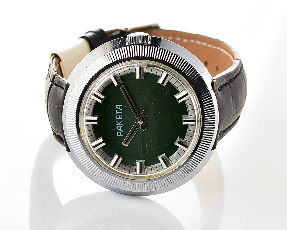 Vintage Soviet Raketa mechanical watch