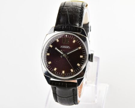Soviet RAKETA vintage mechanical watch with antimagnetic movement 2610!