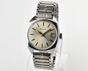 Vintage Soviet Raketa mechanical watch