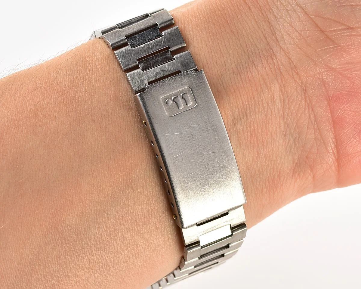 Elegant Raketa Soviet quartz watch