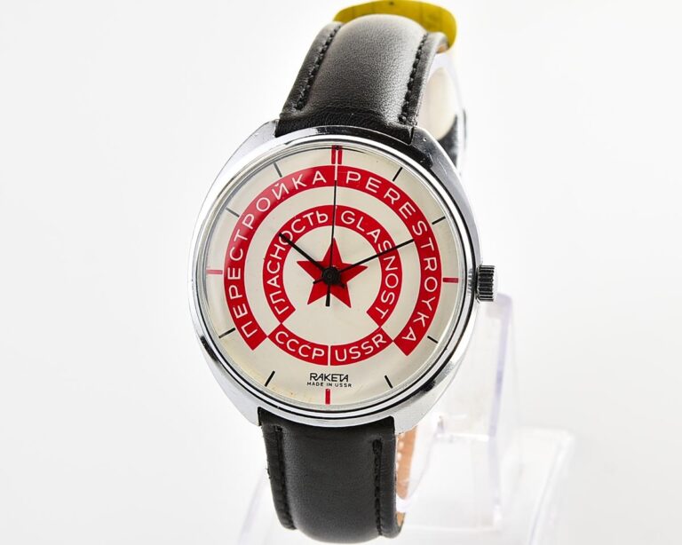Soviet RAKETA Glasnost Perestroika mechanical wristwatch