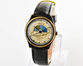 Rare Soviet Raketa Day / Night phases quartz watch