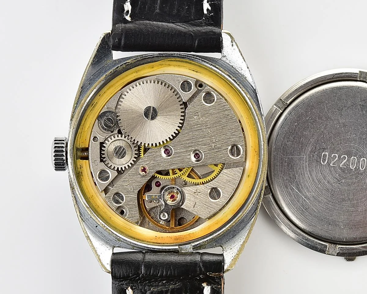 Vintage Soviet Raketa mechanical watch