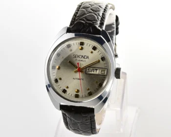 Soviet vintage Sekonda mechanical watch with automatic self winding movement