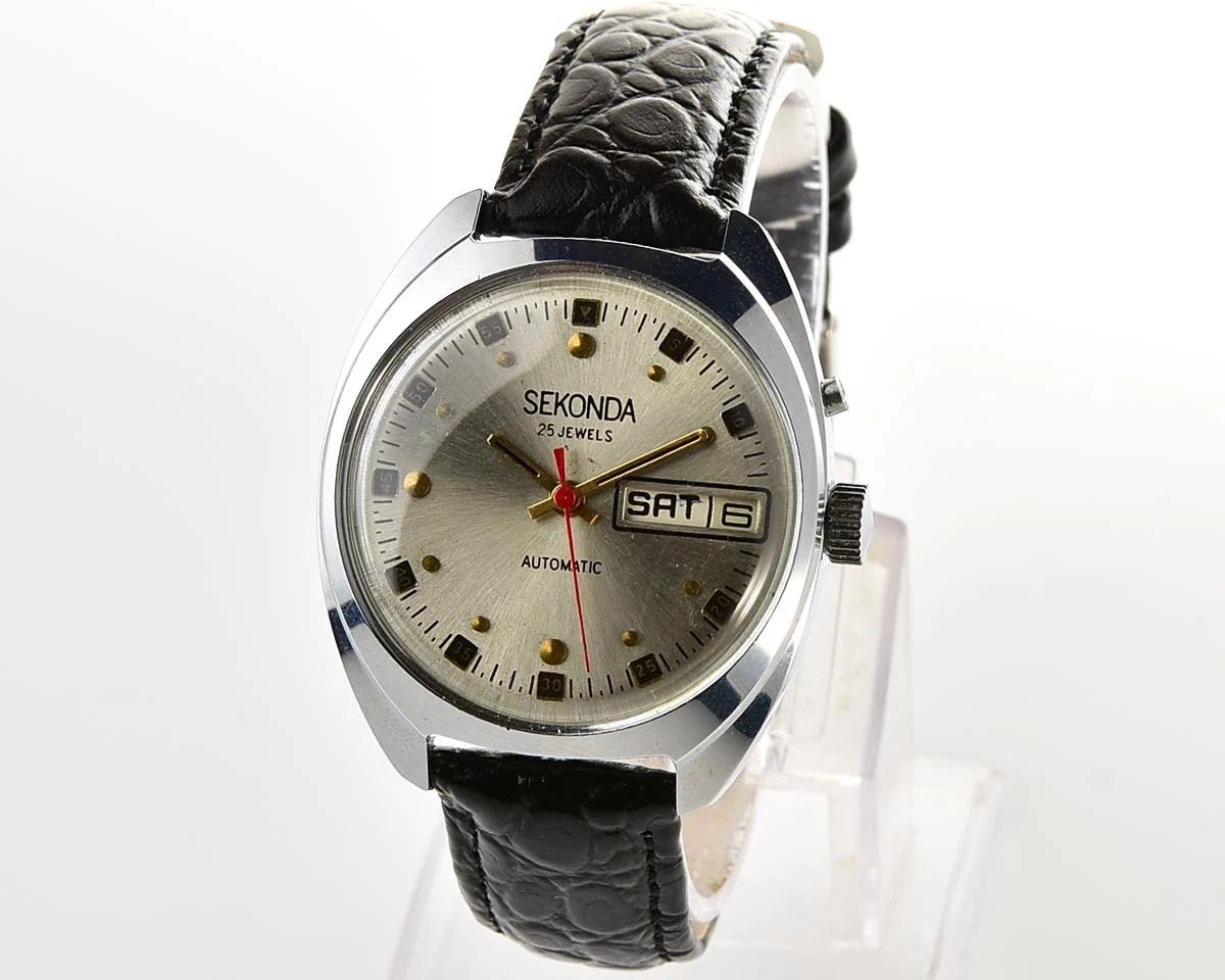 Soviet vintage Sekonda mechanical watch with automatic self winding movement