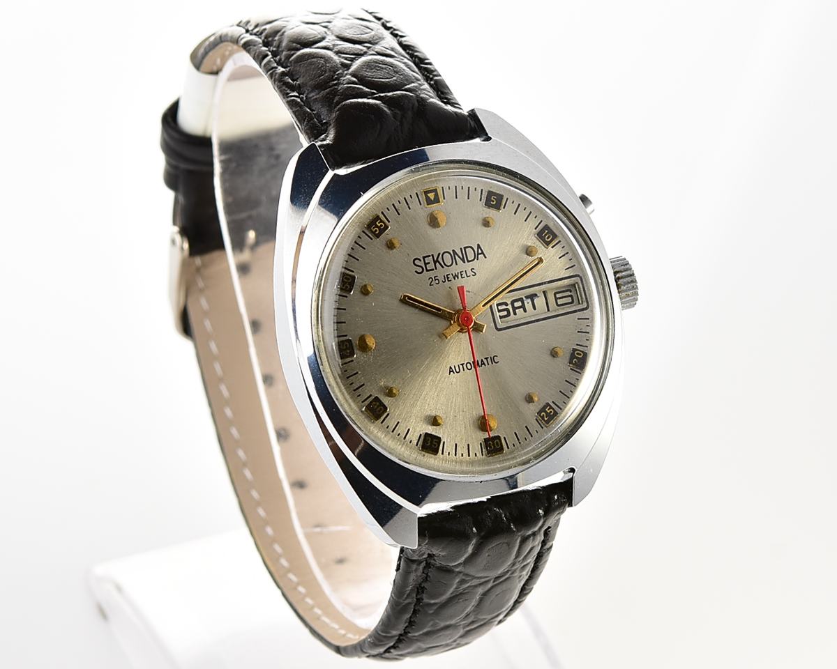 Soviet vintage SEKONDA mechanical watch with automatic self winding movement