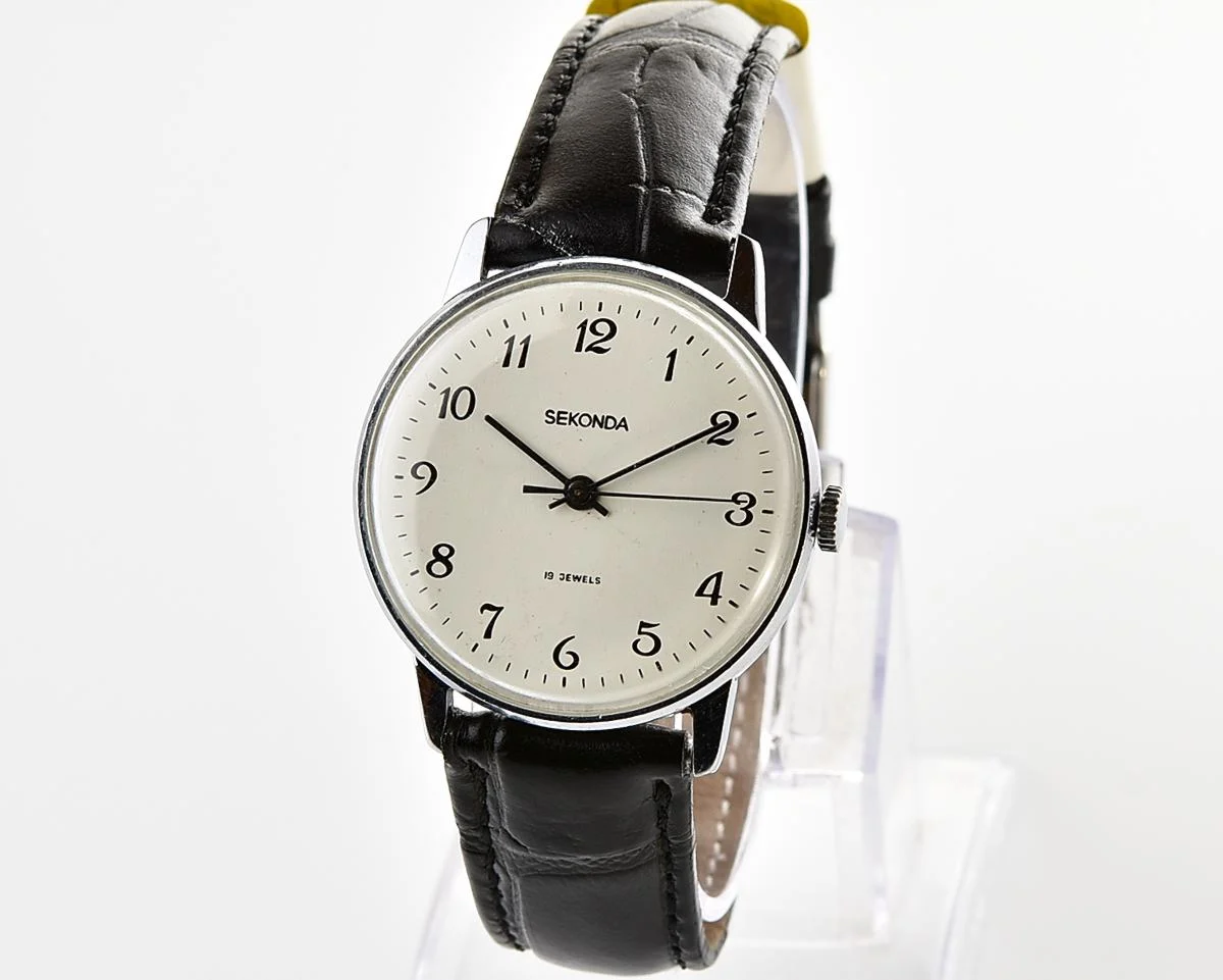 Soviet Sekonda vintage mechanical wrist watch