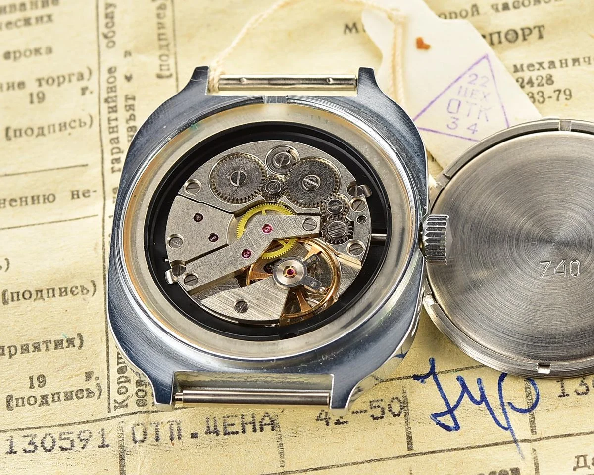 TIME CAPSULE: Large Soviet mechanical vintage watch Slava, New Old Stock (NOS)!