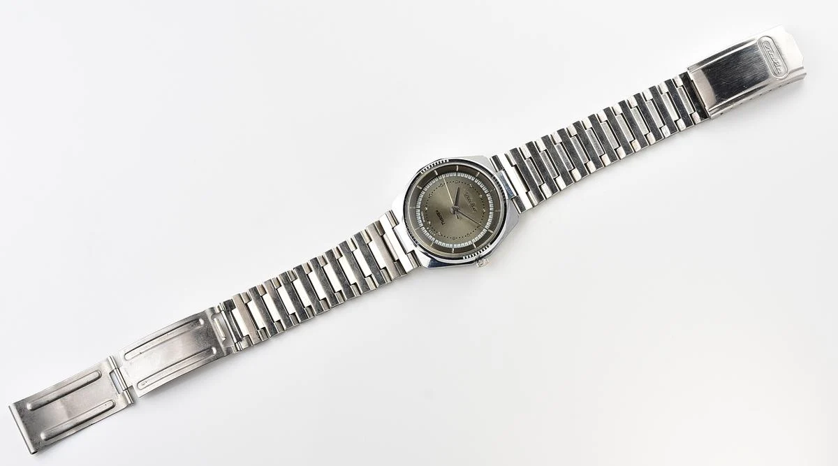Soviet Slava watch with quartz movement