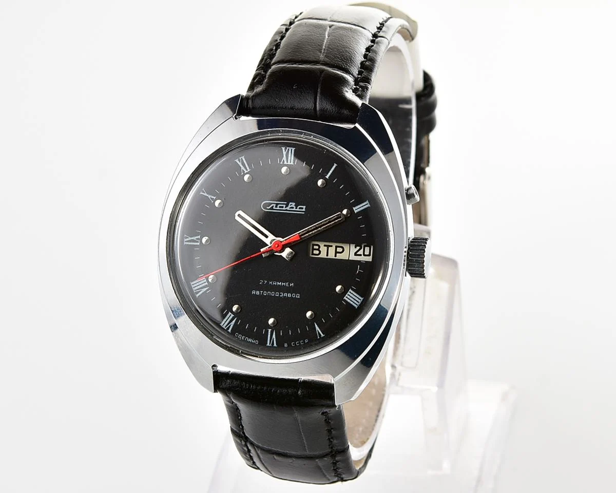 Excellent Slava Soviet mechanical vintage watch with automatic self-winding movement