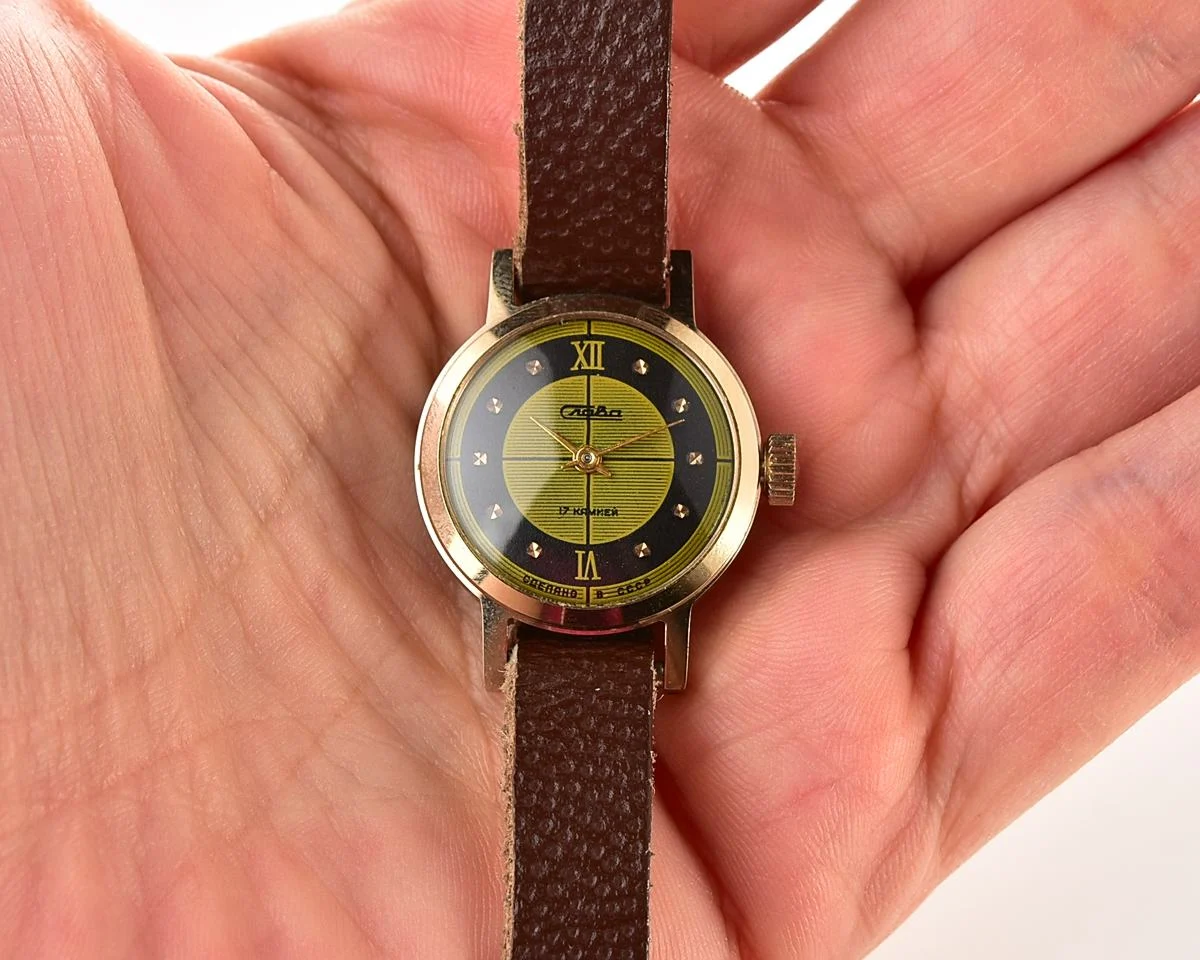 TIME CAPSULE: Slava vintage wrist watch for ladies – New Old Stock (NOS)!