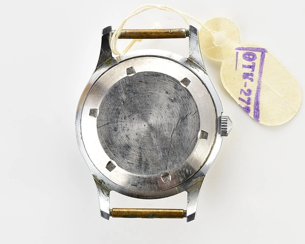Excellent vintage Stolichnie Soviet wristwatch with original box and passport - 1st Moskow Watch Factory