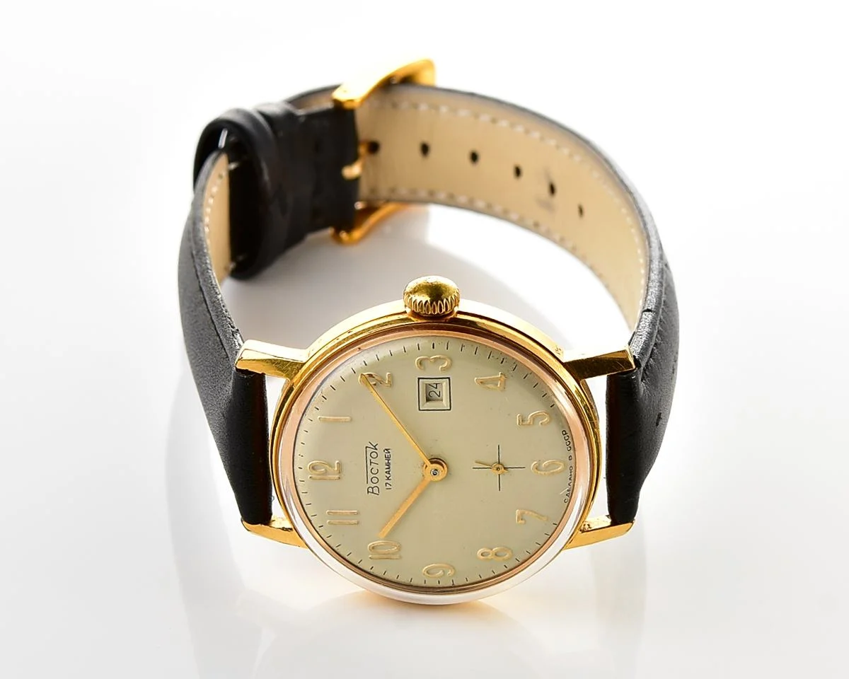 Excellent vintage Soviet Wostok (Vostok) mechanical gold-plated wrist watch
