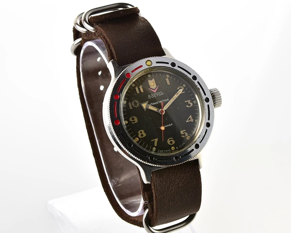Vostok Amphibia mechanical watch + genuine leather NATO Commander strap!