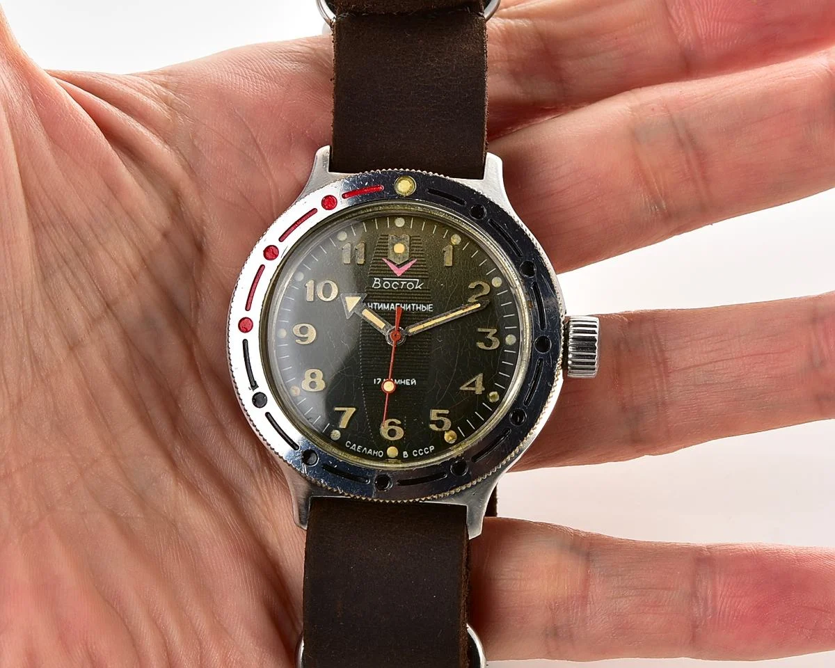 Vostok Amphibia mechanical watch + genuine leather NATO Commander strap!