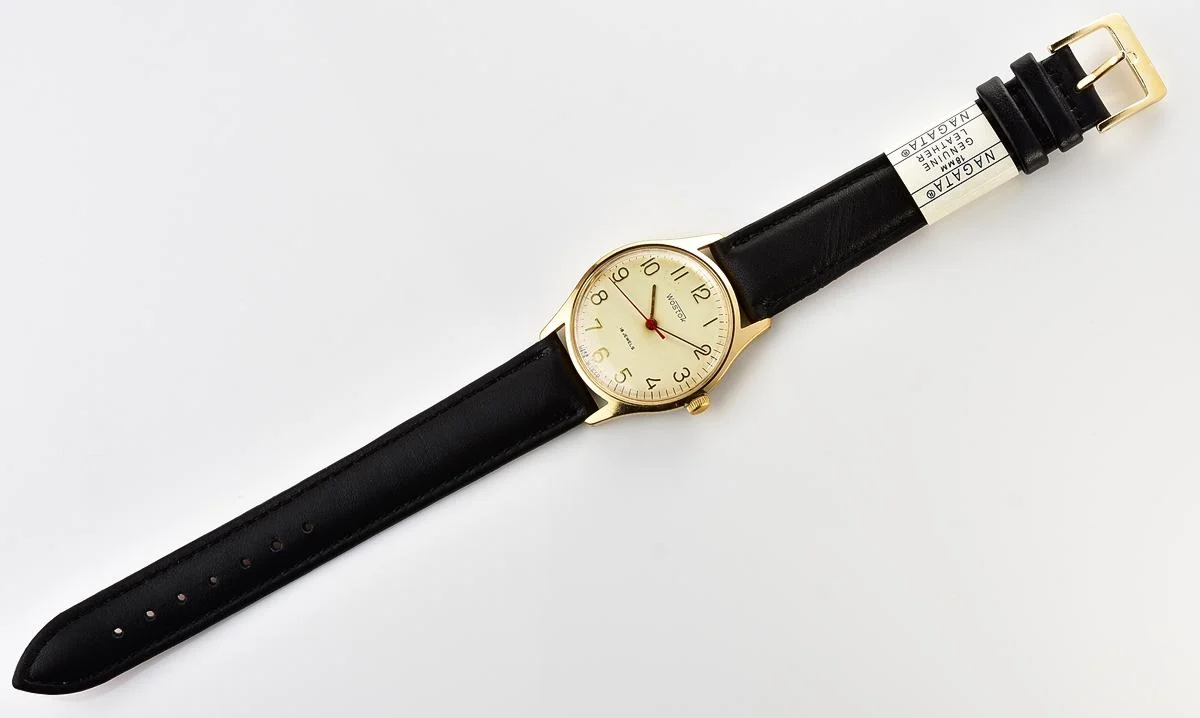 Excellent Vostok mechanical gold-plated wristwatch