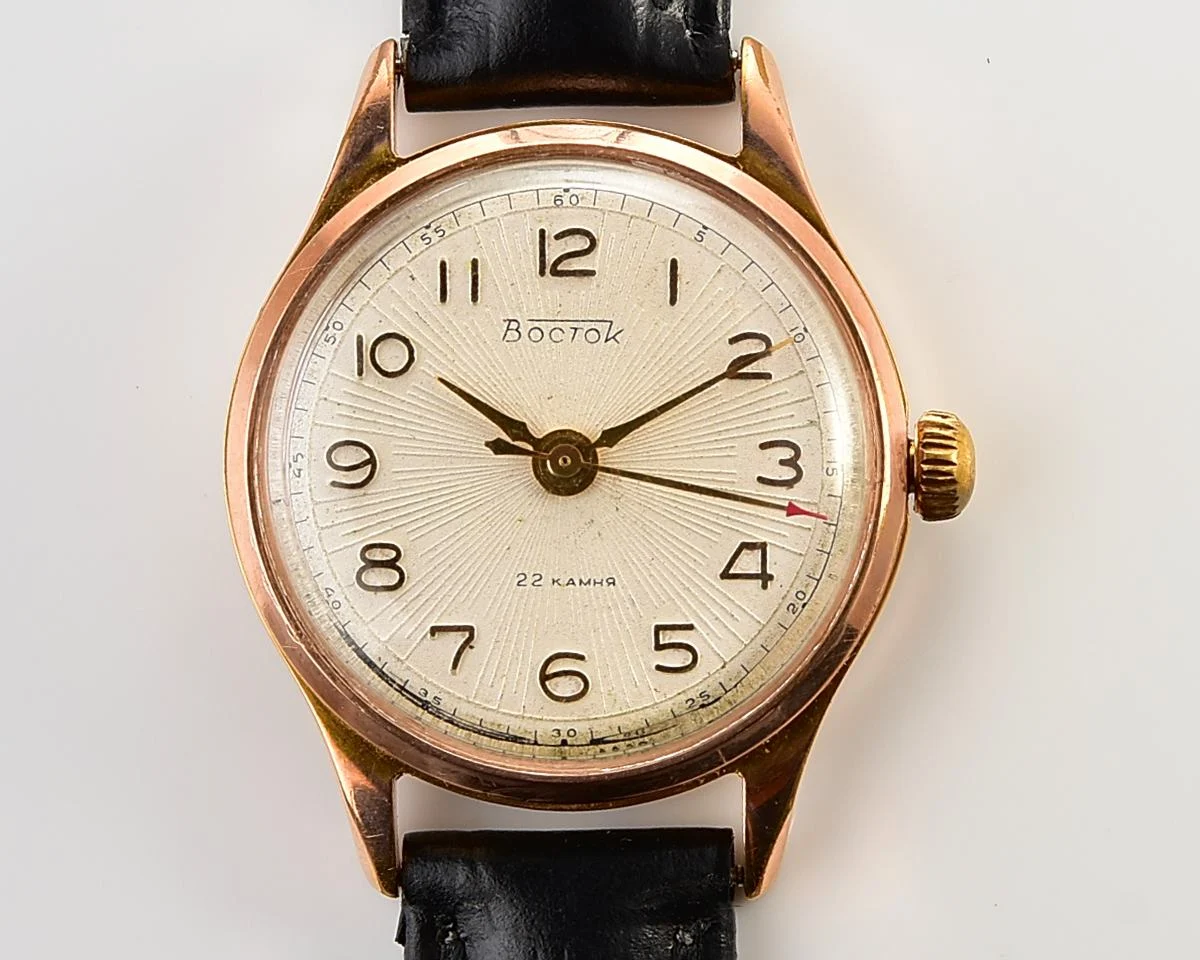 Excellent Soviet Wostok (Vostok) gold-plated mechanical wrist watch with 22 jewels precision movement