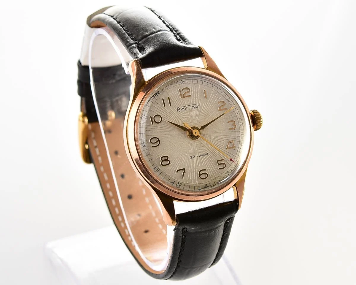 Excellent Soviet Wostok (Vostok) gold-plated mechanical wrist watch with 22 jewels precision movement