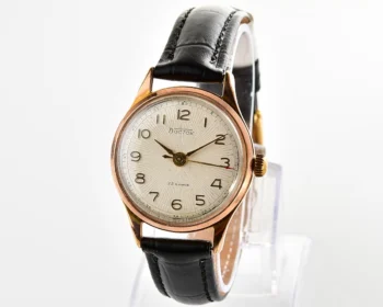 Excellent Soviet Wostok (Vostok) gold-plated mechanical wrist watch with 22 jewels precision movement
