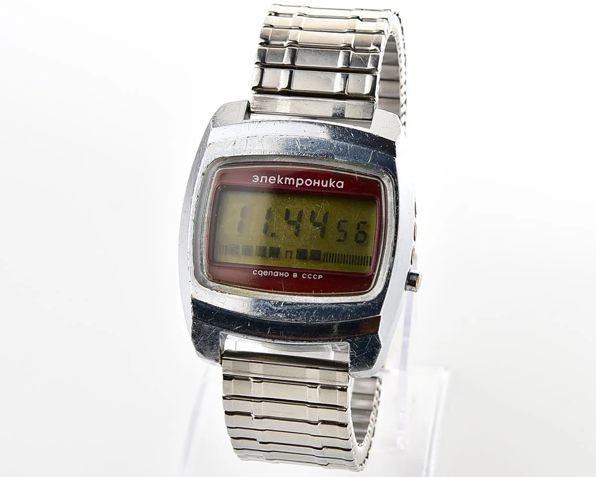 Large vintage USSR digital watch Electronika