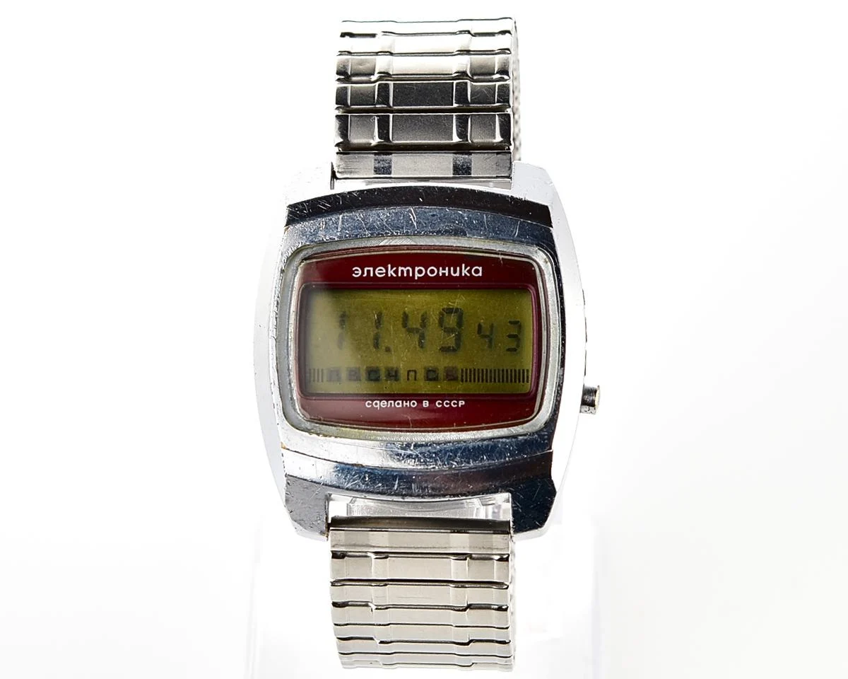Large vintage USSR digital watch Electronika