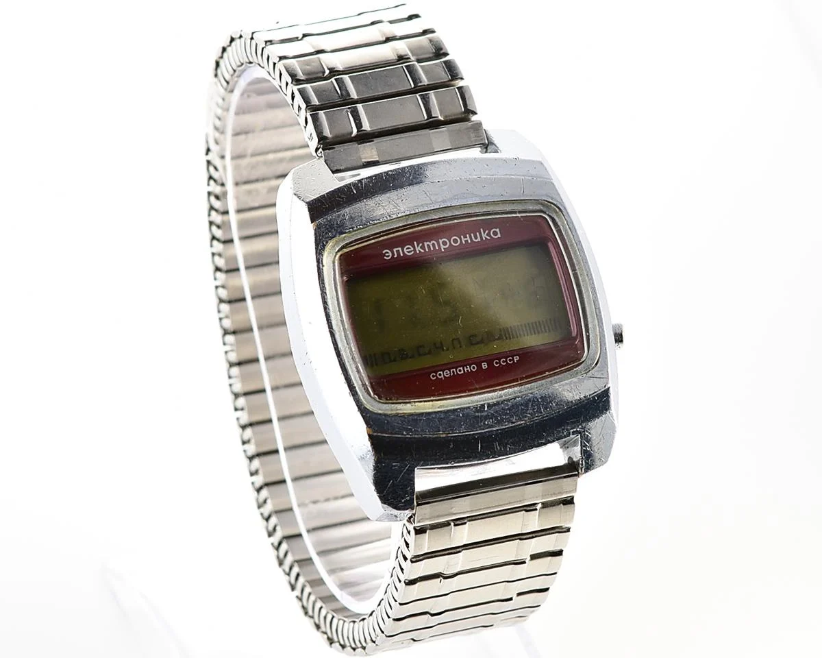 Large vintage USSR digital watch Electronika