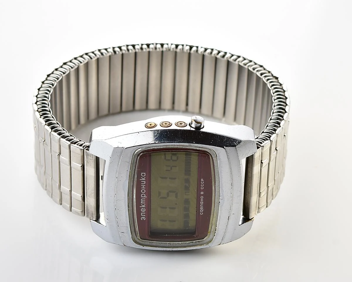 Large vintage USSR digital watch Electronika