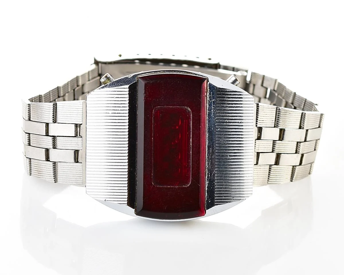First Red LED Digital Vintage USSR Wrist Watch Electronika E-1 Pulsar!