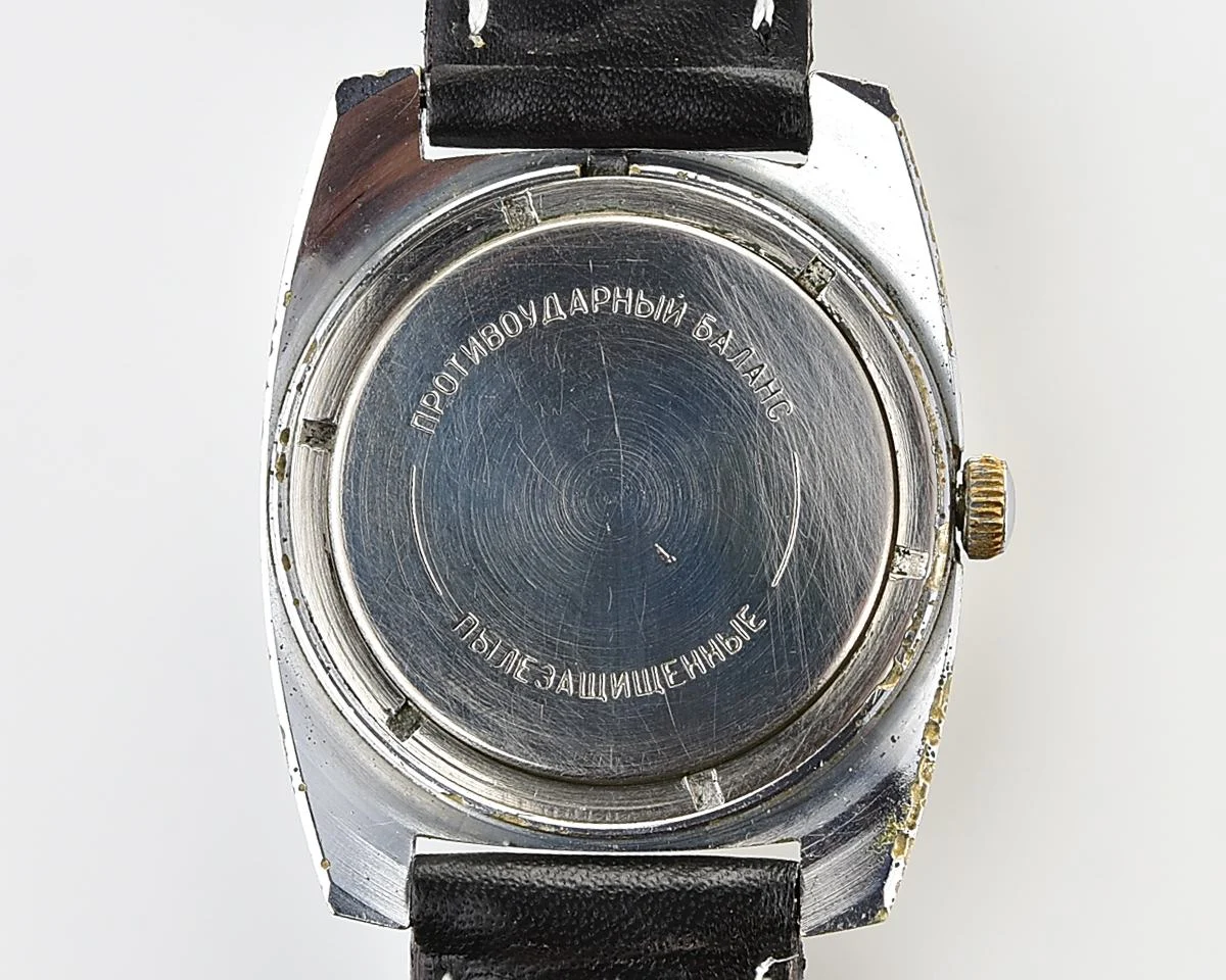 Soviet Vostok Komandirskie mechanical watch - Zakaz MO CCCP!