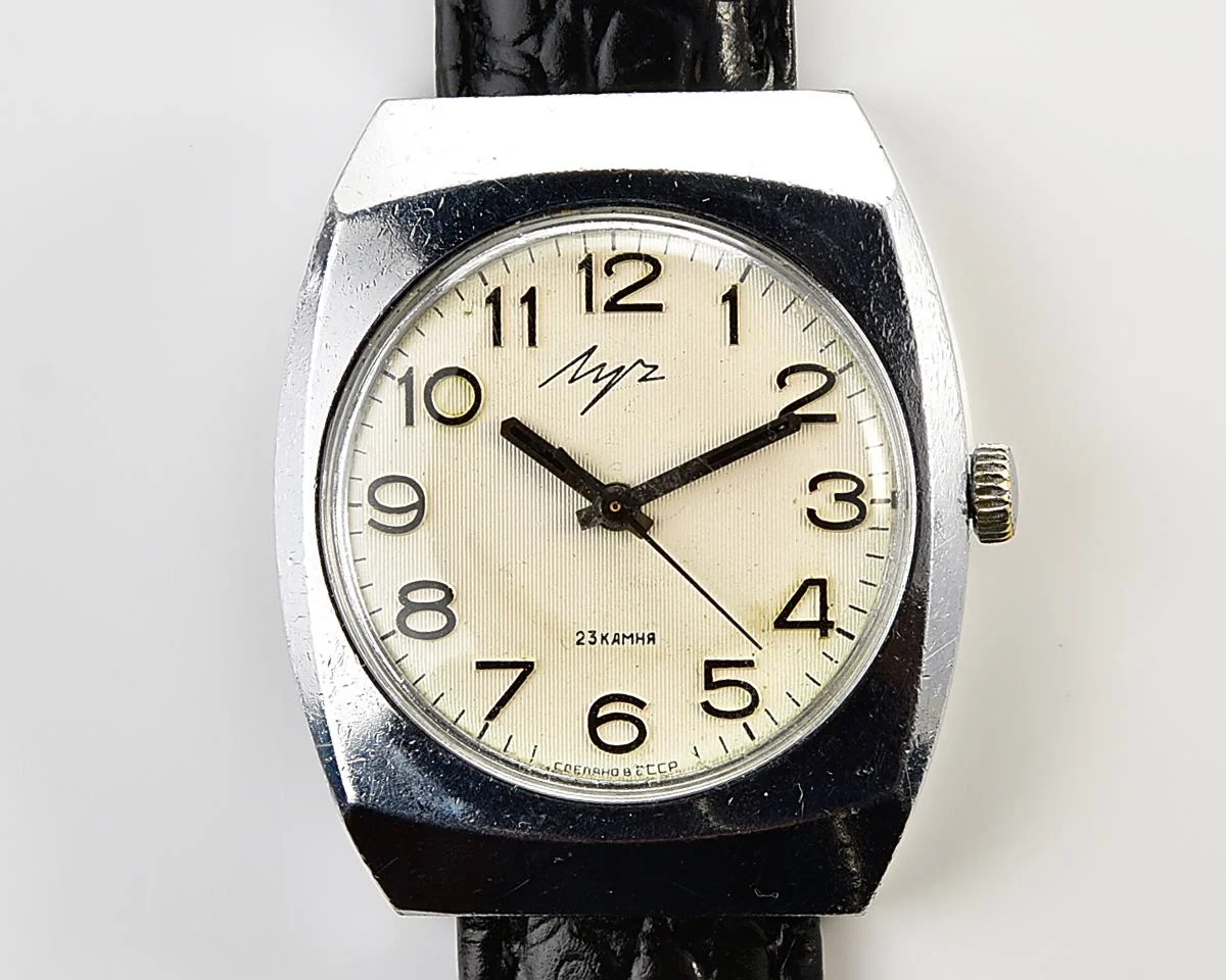 Soviet vintage mechanical watch Luch